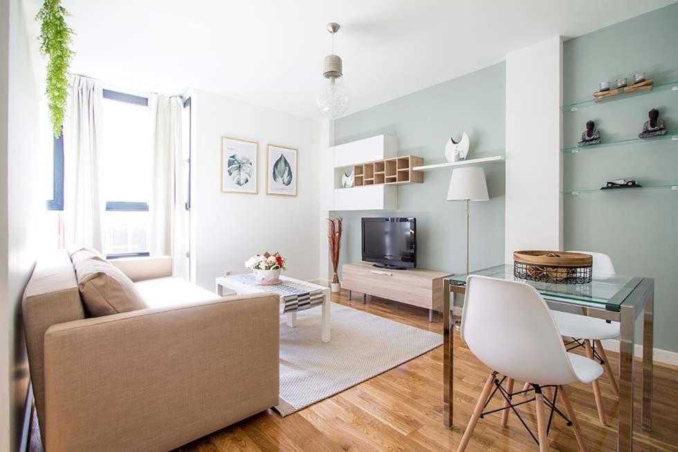 Apartamento Naitly Cuatro Torres Madrid