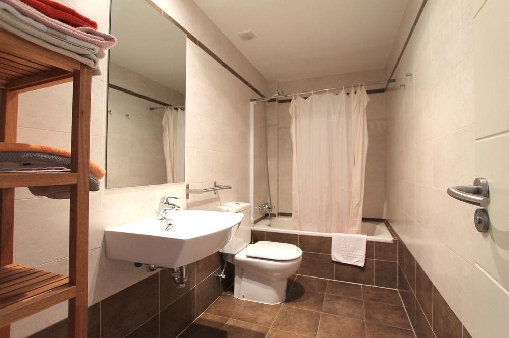 Naitly Cuatro Torres Apartamento Madrid